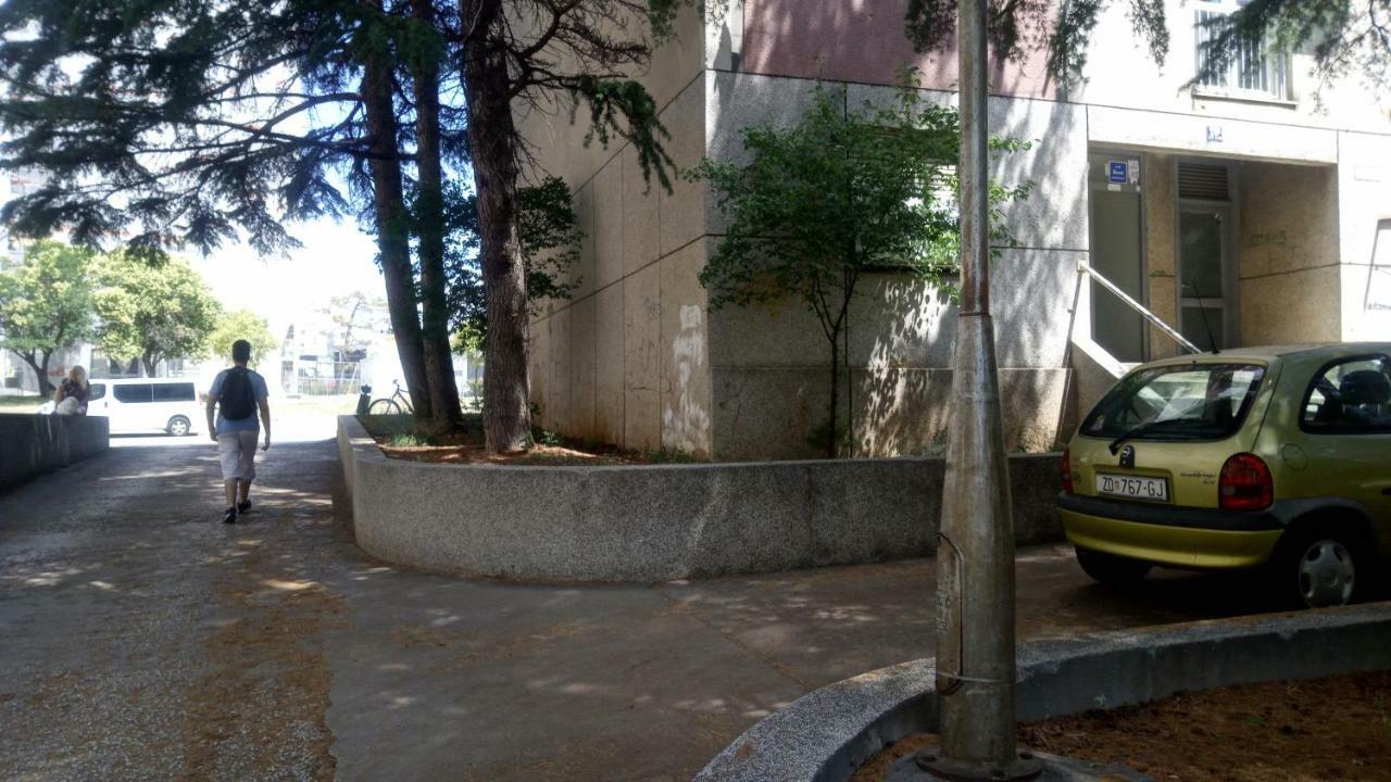Apartments Zara- Zd Luaran gambar